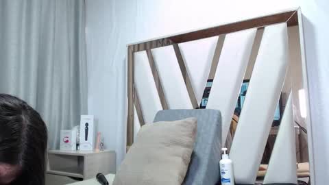 Snapshot of dafne_quenn chatting on March 11, 12:17 pm dafne_quenn online show from March 11, 12:17 pm