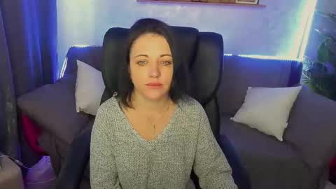 Snapshot of dafni_mon chatting on March 7, 6:57 am Dafni Mon online show from March 7, 6:57 am