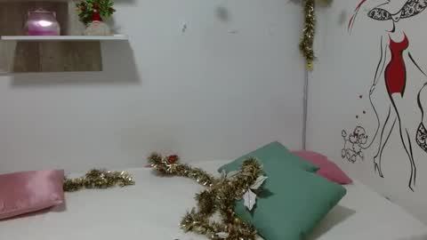 DAFNNE online show from December 16, 12:16 pm