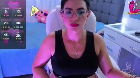 Snapshot of dahian_carter chatting on December 20, 11:16 pm Dahian online show from December 20, 11:16 pm