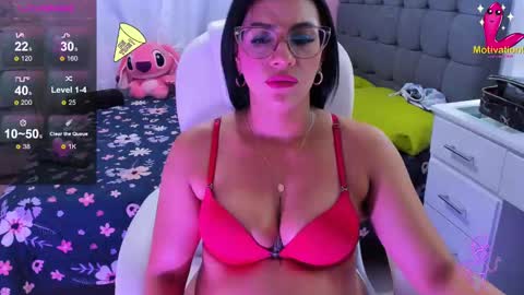 Snapshot of dahian_carter chatting on January 6, 11:31 pm Dahian online show from January 6, 11:31 pm