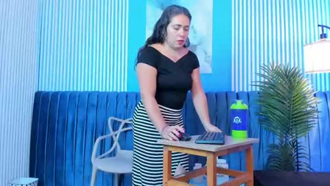 Dahiane Connor online show from April 28, 11:36 am