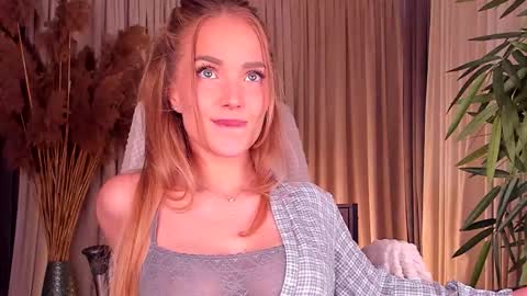 Deea  online show from February 5, 8:17 am