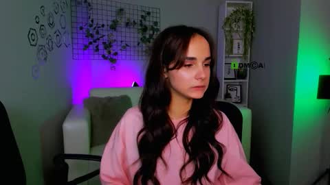 Little Di online show from September 27, 9:55 pm