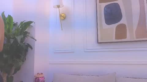 Daisy Price online show from August 3, 10:43 am