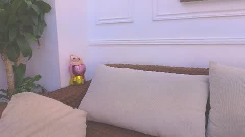 Daisy Price online show from July 22, 10:38 am