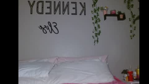 daisyparkerxo online show from June 17, 3:41 am