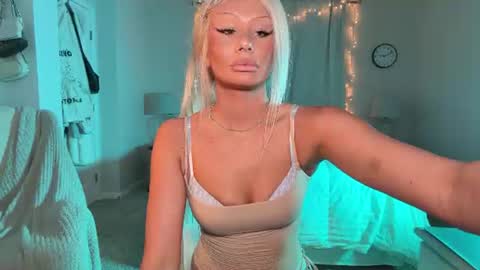 daisy online show from June 19, 12:48 am