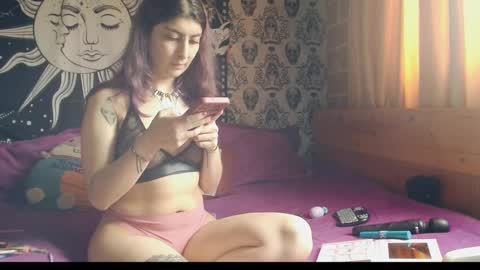    --  -- help me reach 100 hands up  online show from March 5, 8:44 pm