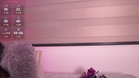 dakotaa online show from July 28, 8:52 pm