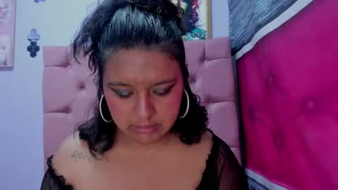 Mariana online show from November 17, 7:03 pm