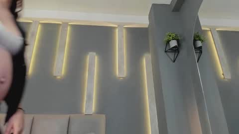 Dakota  online show from November 16, 9:59 pm