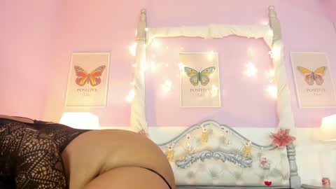 Snapshot of dakotasexshow2 chatting on December 5, 8:00 pm Dakota Sex Show  online show from December 5, 8:00 pm