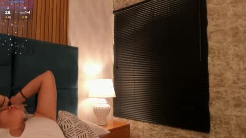 Snapshot of dalia_alissa chatting on October 13, 12:52 pm Violeta online show from October 13, 12:52 pm