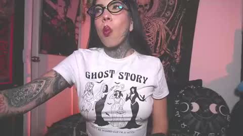 dalia_vorhees online show from January 7, 2:04 am