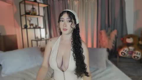 Dalyla online show from June 19, 1:14 pm