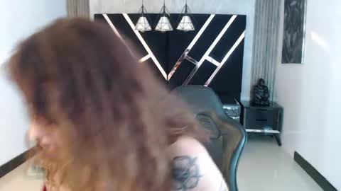 Damia online show from May 29, 2:09 am