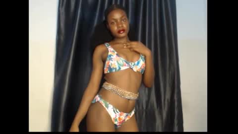 leah online show from December 4, 10:06 am