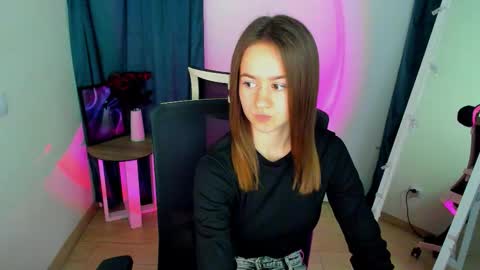 Dana online show from September 25, 6:50 pm