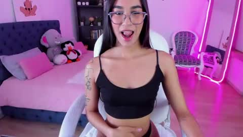 dana_paula online show from June 17, 11:55 am