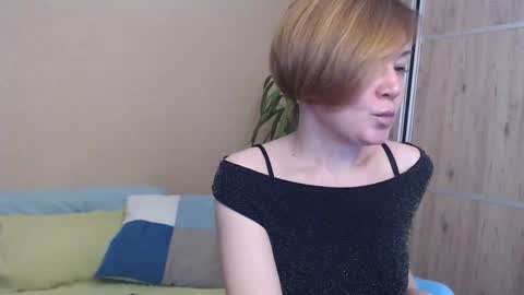 danbie_leen online show from January 30, 11:11 am