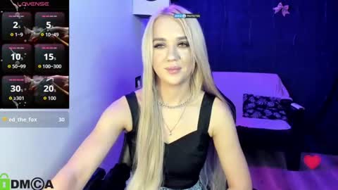 dances_queen online show from July 31, 7:31 am