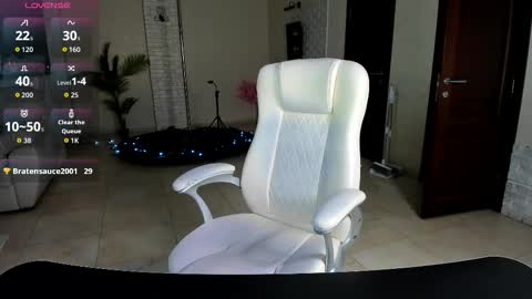 dani_kittys online show from February 7, 11:03 am