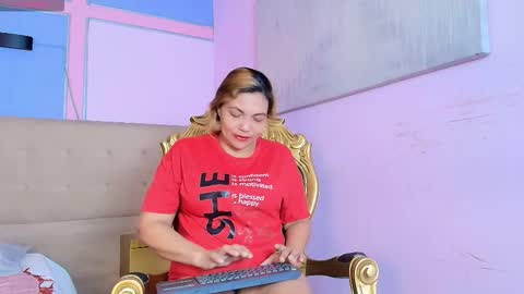 Dani Queen  online show from March 14, 11:00 am