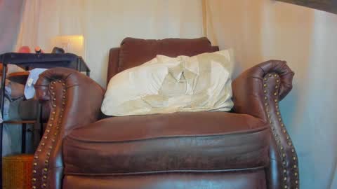 danidollxxx online show from February 15, 7:51 am