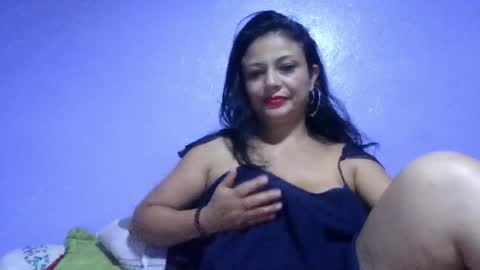 daniela_love1 online show from August 4, 12:49 am