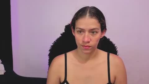 daniela_rivasthl online show from August 4, 5:46 am