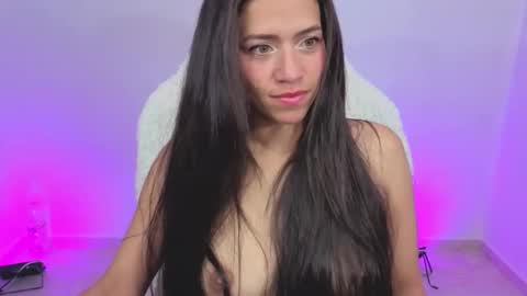 daniela_rivasthl online show from December 21, 6:28 am