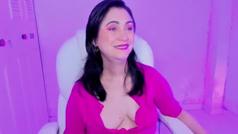 Snapshot of danielahot2 chatting on January 22, 6:10 am Daniela online show from January 22, 6:10 am
