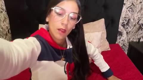 danielamonroe online show from February 24, 9:24 pm