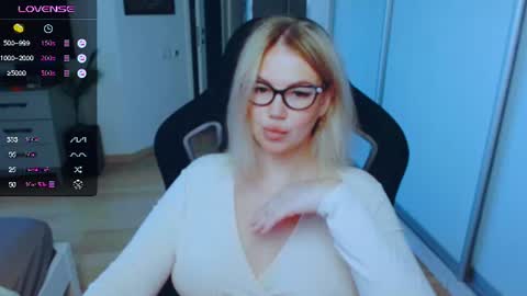Danny online show from June 15, 4:02 am