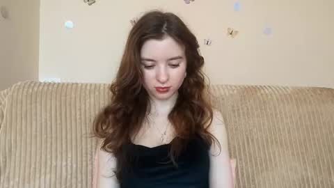 Mia online show from July 13, 7:09 am