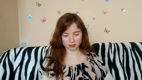 Mia online show from May 1, 1:14 pm