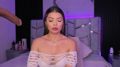 Snapshot of daniphoenixx chatting on March 5, 7:50 pm Dani Phonenix online show from March 5, 7:50 pm