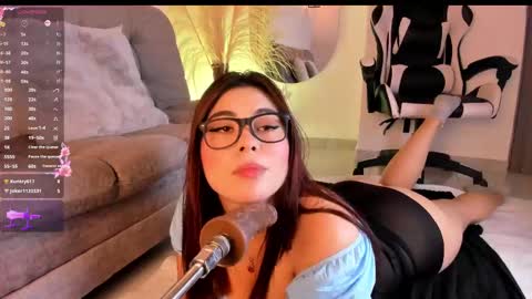 danna_adams1 online show from February 27, 3:58 am