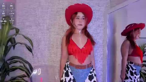 Danna Ortega online show from July 27, 11:40 am