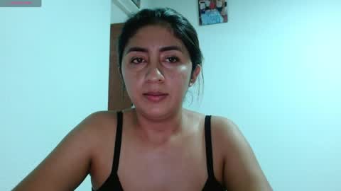 Danna online show from April 24, 1:30 am