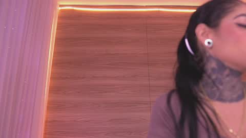 Danna Berlin  online show from April 23, 7:16 pm