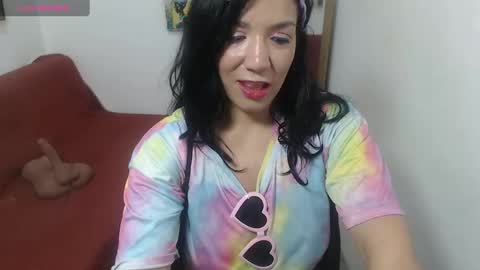 Snapshot of dannazuluaga chatting on October 16, 12:52 pm Danna online show from October 16, 12:52 pm
