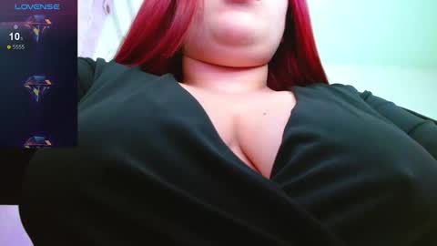 Snapshot of dannie_sofie chatting on October 18, 4:59 am Maddisoon online show from October 18, 4:59 am