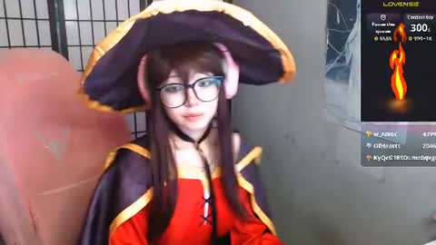 danyelleeyermann online show from June 17, 1:12 pm