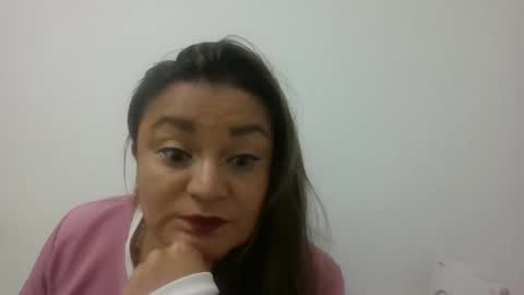 dapnne online show from February 2, 5:01 pm