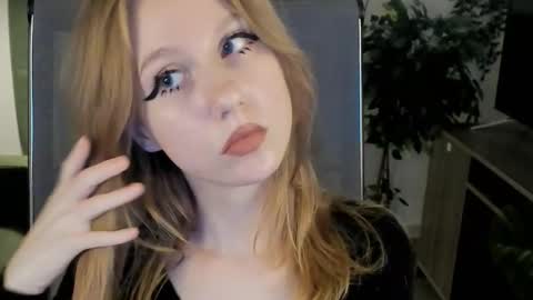 Daria Tate online show from September 21, 12:04 pm