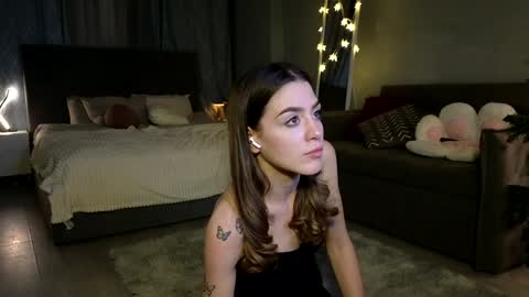 Snapshot of darilboom chatting on December 22, 1:11 pm darilboom online show from December 22, 1:11 pm