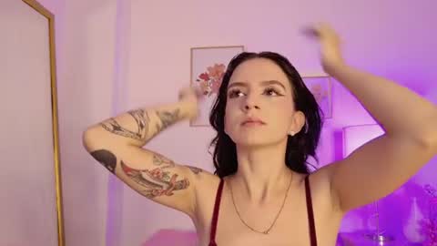 dark_angell77 online show from July 27, 11:07 am