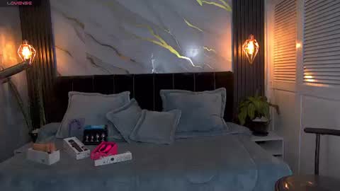 dark_dominika online show from June 13, 7:55 pm